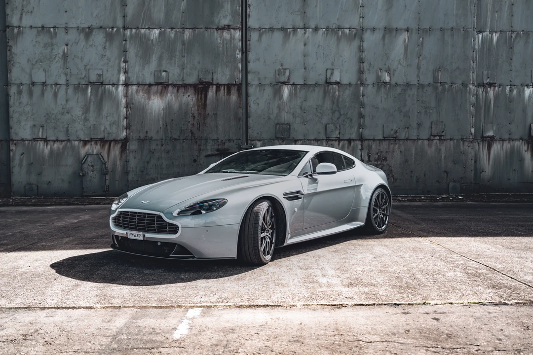 2014 Aston Martin V8 Vantage (2006-2017) - Image 27 of 31