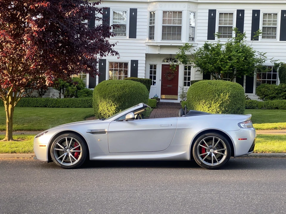 2014 Aston Martin V8 Vantage (2006-2017) - Image 16 of 31