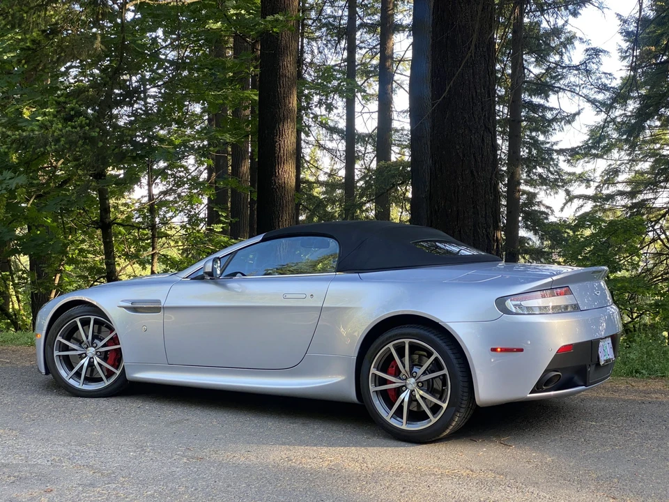 2014 Aston Martin V8 Vantage (2006-2017) - Image 13 of 31