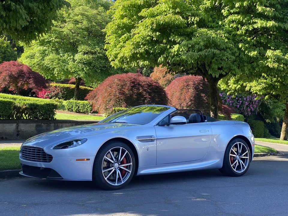 2014 Aston Martin V8 Vantage (2006-2017) - Image 2 of 31