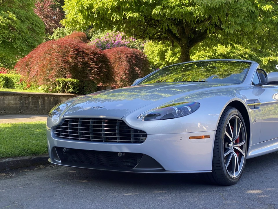 2014 Aston Martin V8 Vantage (2006-2017) - Image 26 of 31