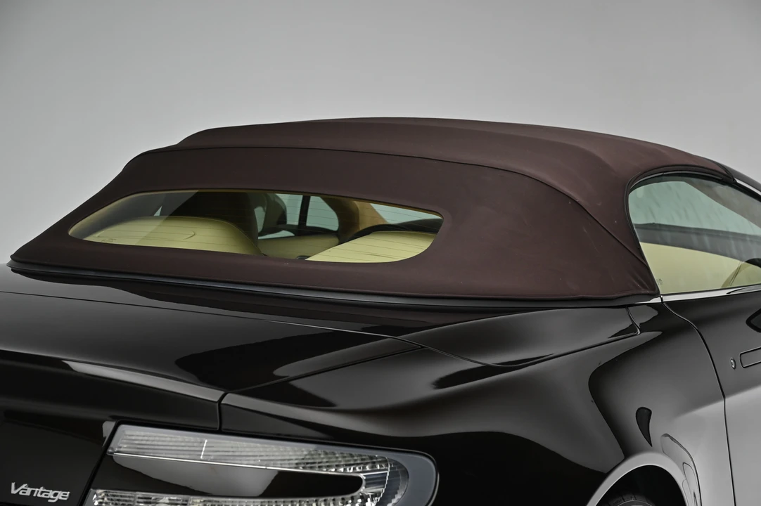 2014 Aston Martin V8 Vantage (2006-2017) - Image 30 of 31