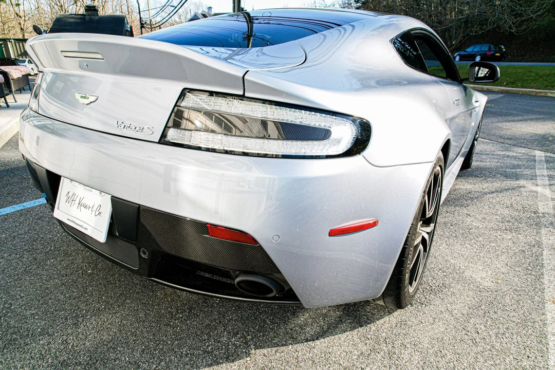 2014 Aston Martin V8 Vantage (2006-2017) - Image 25 of 31