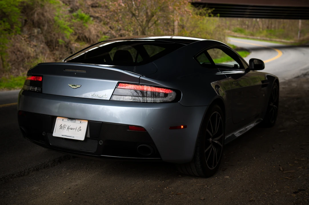 2014 Aston Martin V8 Vantage (2006-2017) - Image 14 of 31