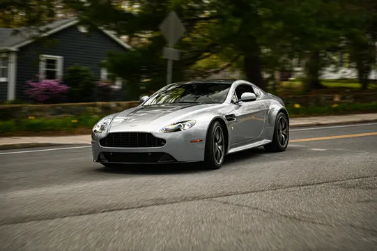 2014 Aston Martin V8 Vantage (2006-2017) - Image 3 of 31