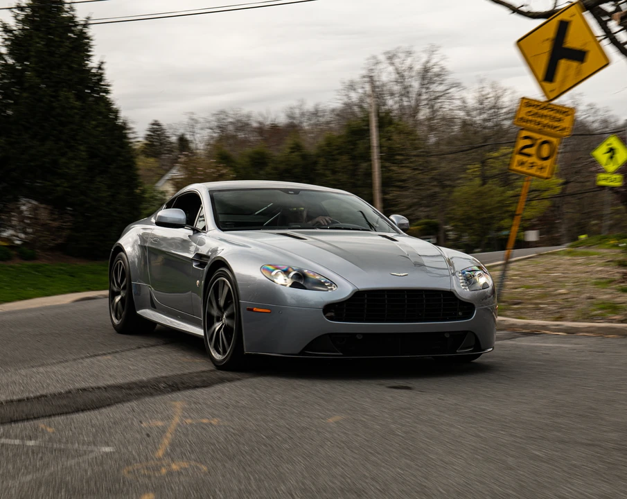 2014 Aston Martin V8 Vantage (2006-2017) - Image 8 of 31