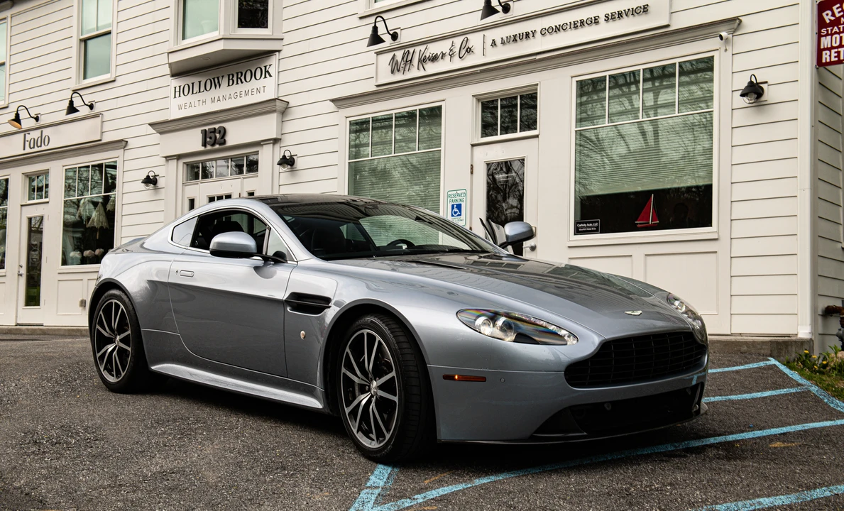 2014 Aston Martin V8 Vantage (2006-2017) - Image 10 of 31