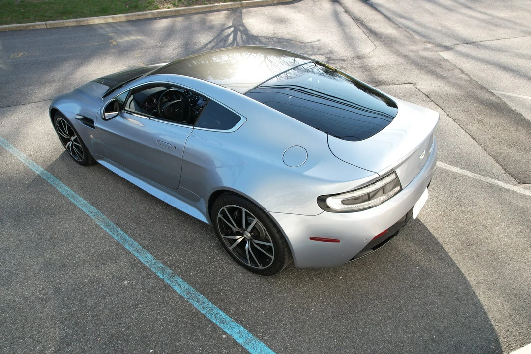 2014 Aston Martin V8 Vantage (2006-2017) - Image 27 of 31
