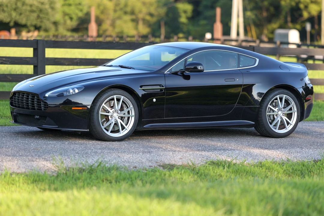 2014 Aston Martin V8 Vantage (2006-2017) - Image 14 of 31