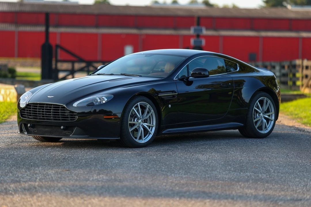2014 Aston Martin V8 Vantage (2006-2017) - Image 8 of 31