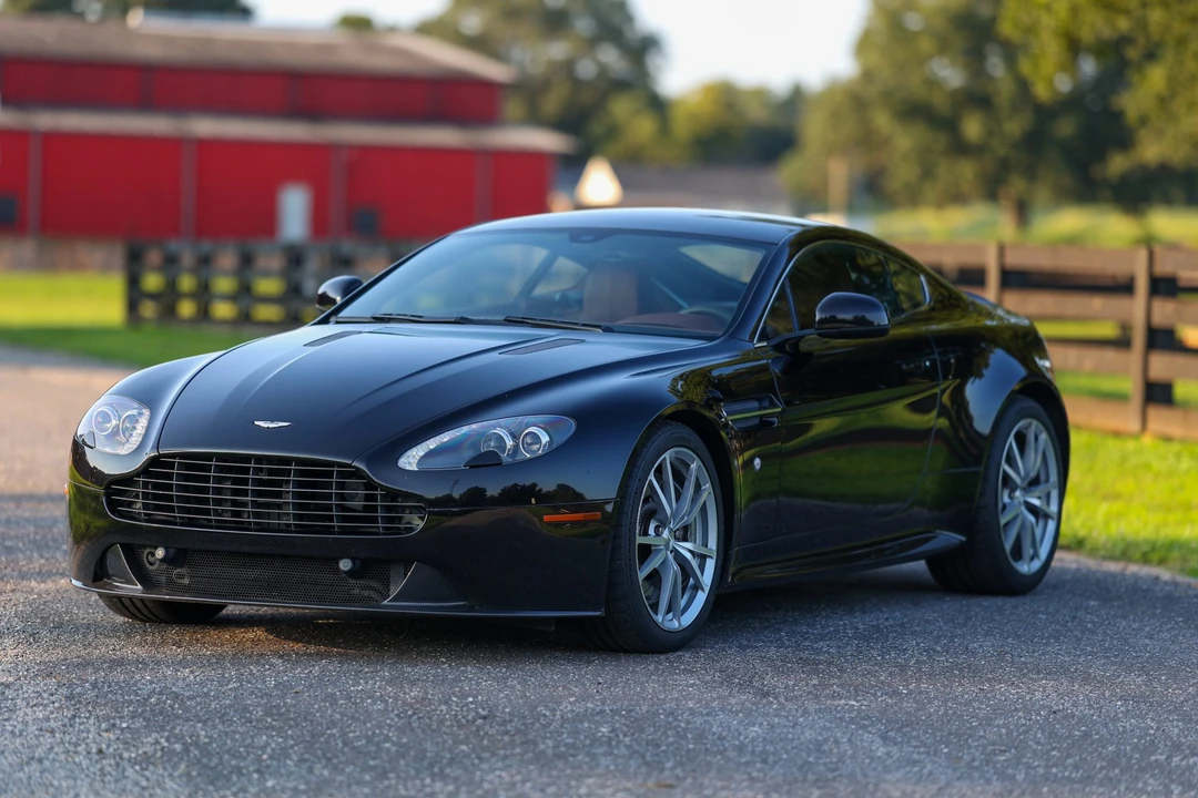 2014 Aston Martin V8 Vantage (2006-2017) - Image 3 of 31