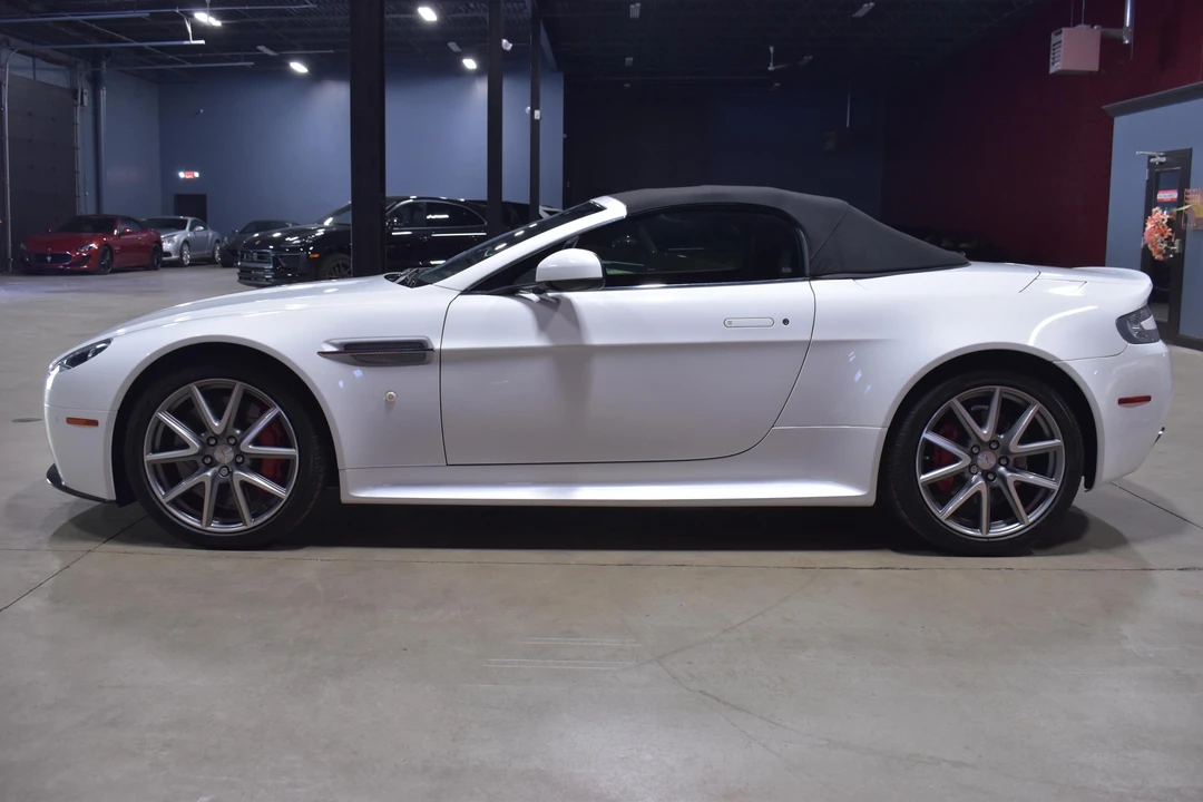 2014 Aston Martin V8 Vantage (2006-2017) - Image 3 of 31