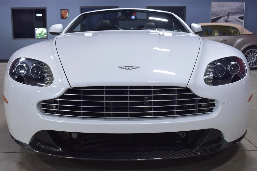 2014 Aston Martin V8 Vantage (2006-2017) - Image 2 of 31