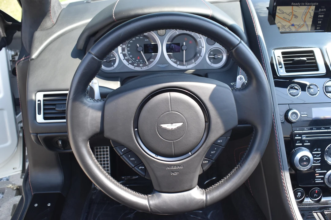 2014 Aston Martin V8 Vantage (2006-2017) - Image 27 of 31