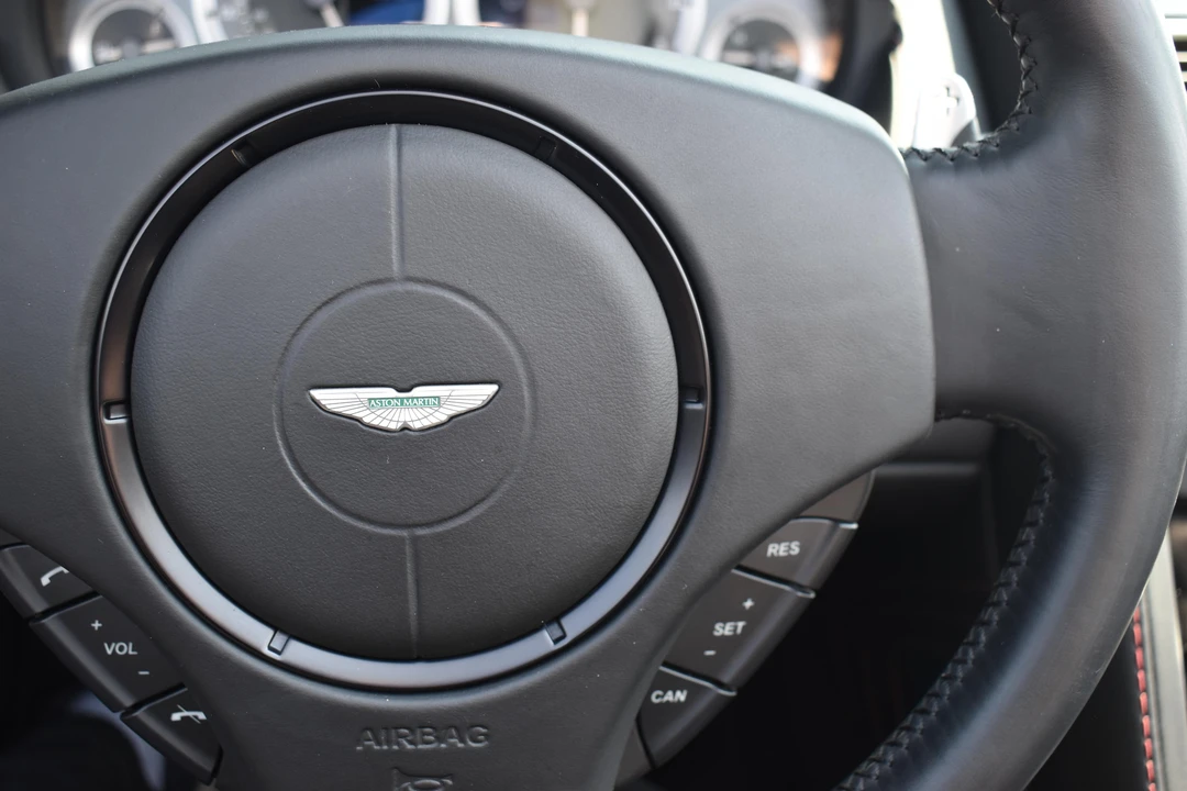 2014 Aston Martin V8 Vantage (2006-2017) - Image 29 of 31