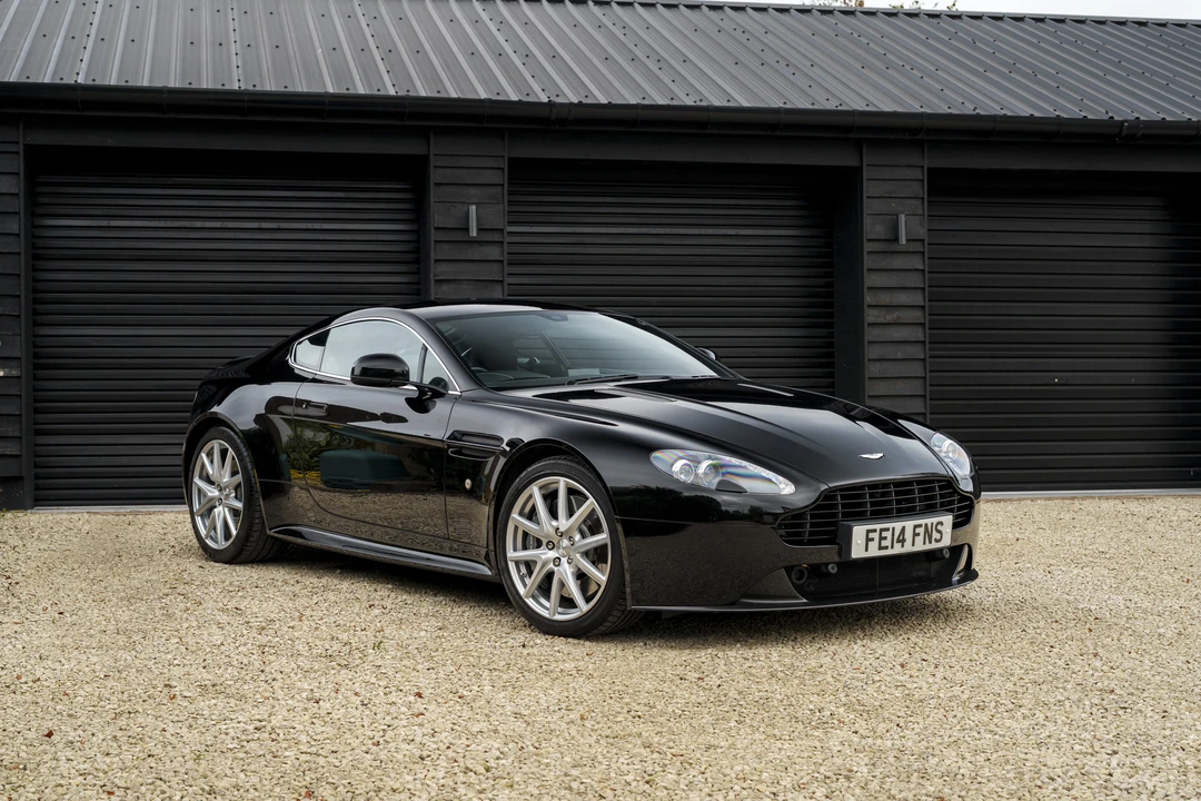 2014 Aston Martin V8 Vantage (2006-2017) - Image 10 of 31