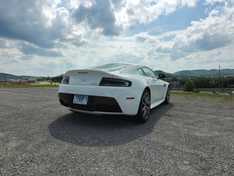 2014 Aston Martin V8 Vantage (2006-2017) - Image 10 of 31