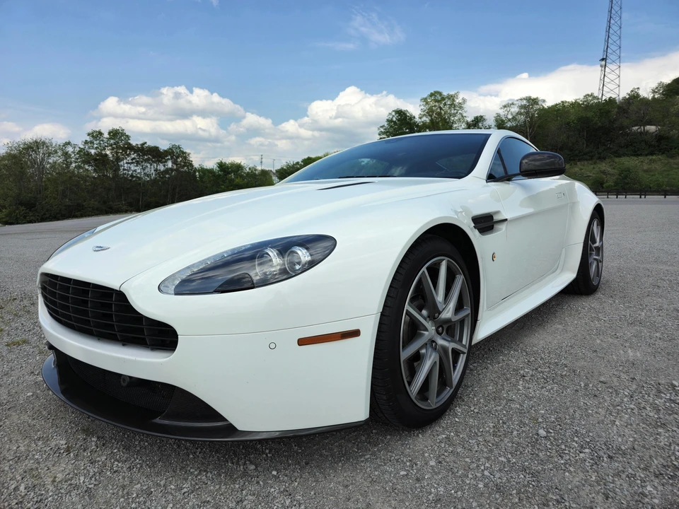 2014 Aston Martin V8 Vantage (2006-2017) - Image 6 of 31