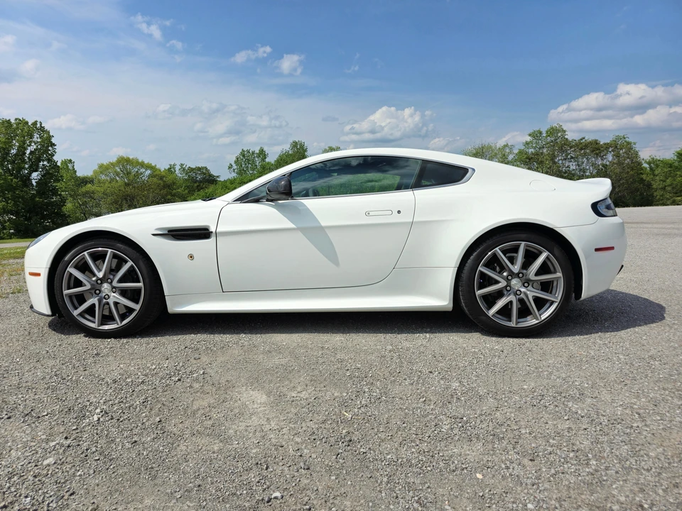 2014 Aston Martin V8 Vantage (2006-2017) - Image 7 of 31