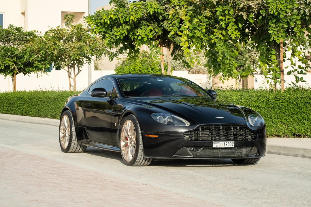 2014 Aston Martin V8 Vantage (2006-2017) - Image 9 of 31