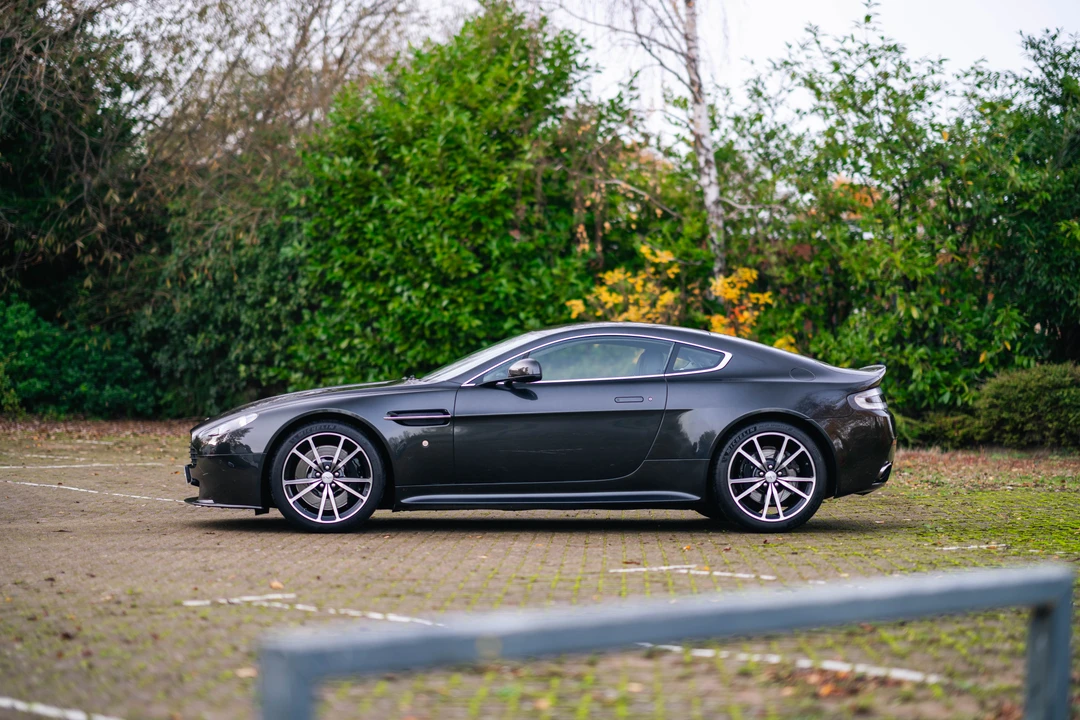 2014 Aston Martin V8 Vantage (2006-2017) - Image 12 of 31