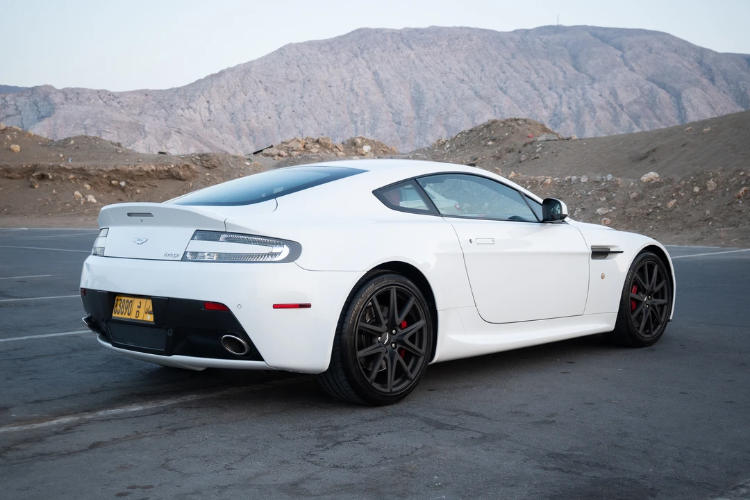2014 Aston Martin V8 Vantage (2006-2017) - Image 6 of 31
