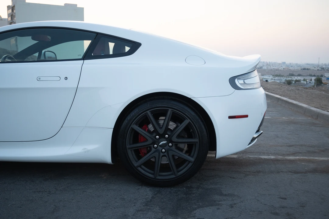 2014 Aston Martin V8 Vantage (2006-2017) - Image 21 of 31