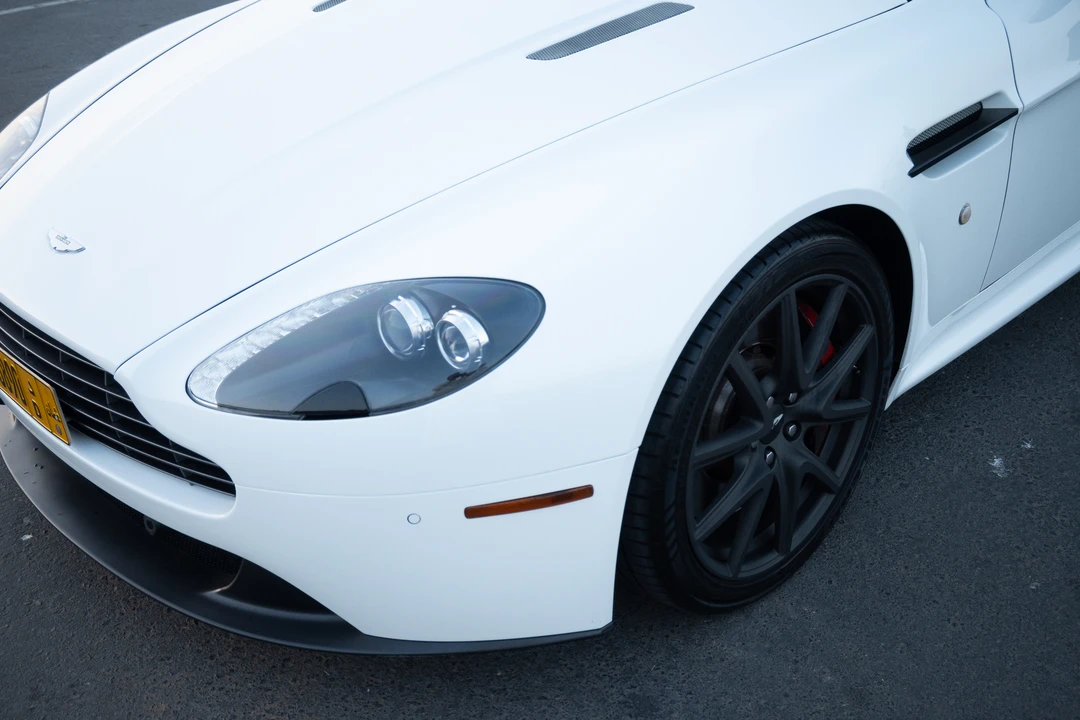 2014 Aston Martin V8 Vantage (2006-2017) - Image 11 of 31