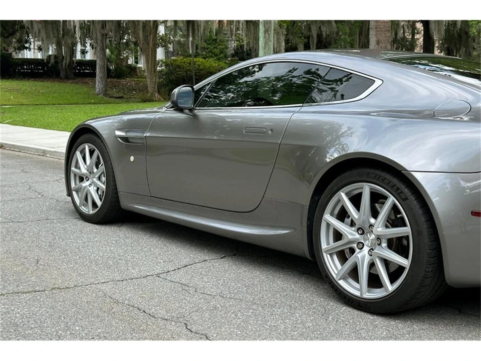 2014 Aston Martin V8 Vantage (2006-2017) - Image 15 of 31