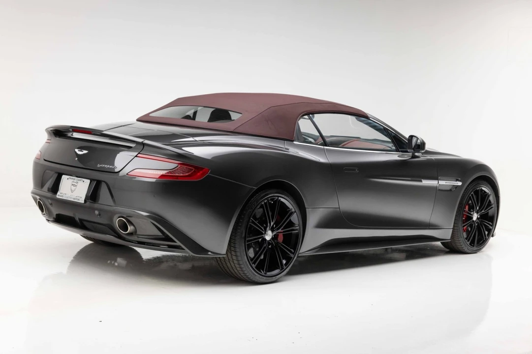 2014 Aston Martin Vanquish 2nd Gen - Image 26 of 31