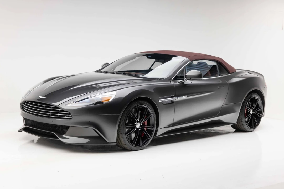2014 Aston Martin Vanquish 2nd Gen - Image 24 of 31