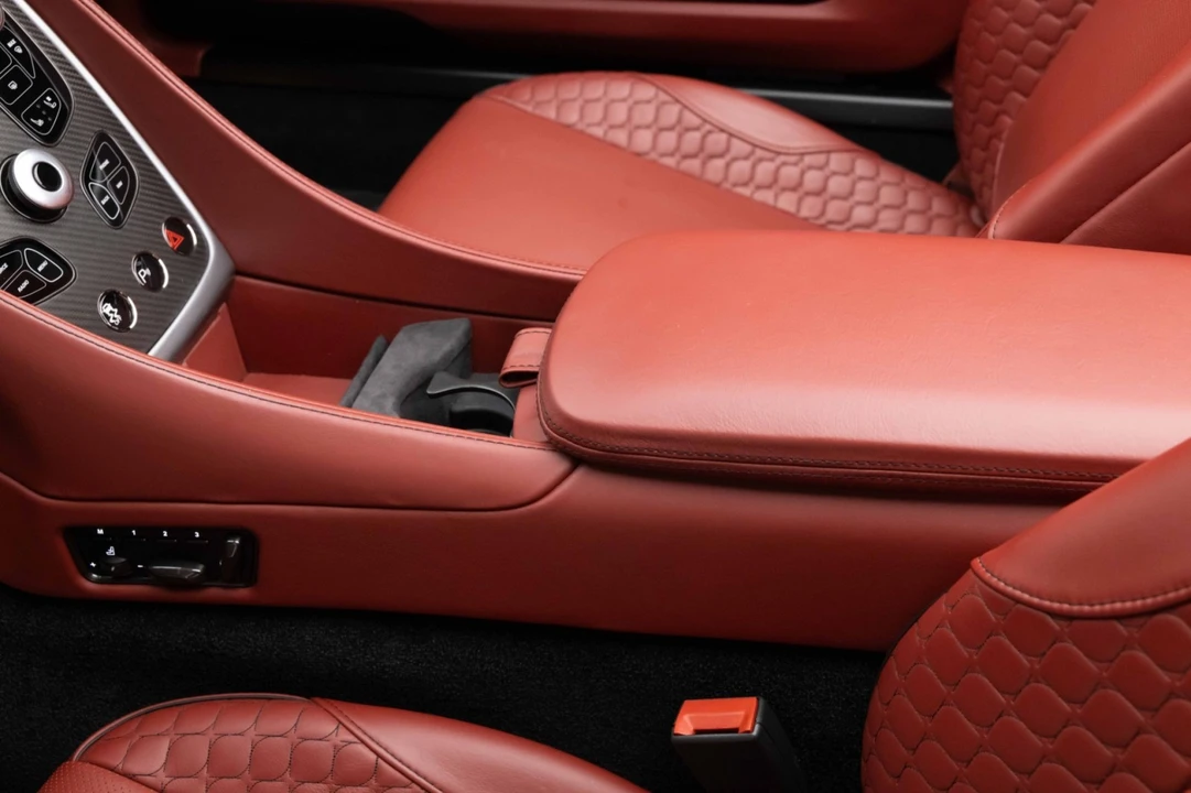 2014 Aston Martin Vanquish 2nd Gen - Image 16 of 31