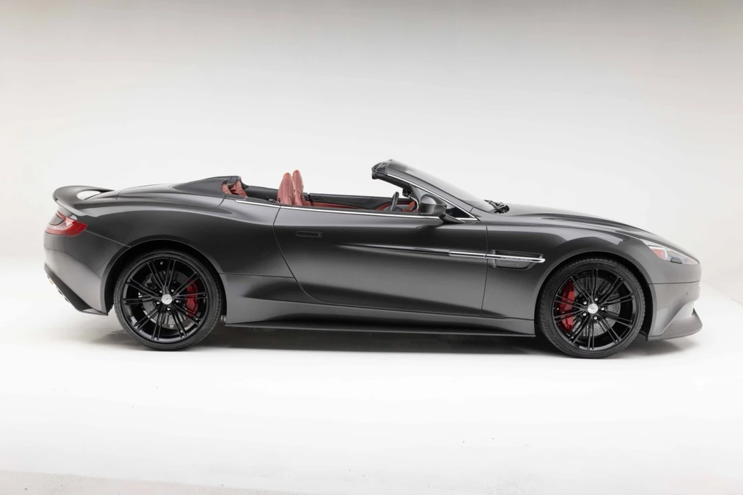 2014 Aston Martin Vanquish 2nd Gen - Image 11 of 31