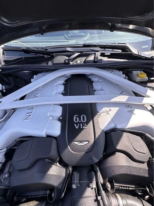2014 Aston Martin Vanquish 2nd Gen - Image 6 of 8
