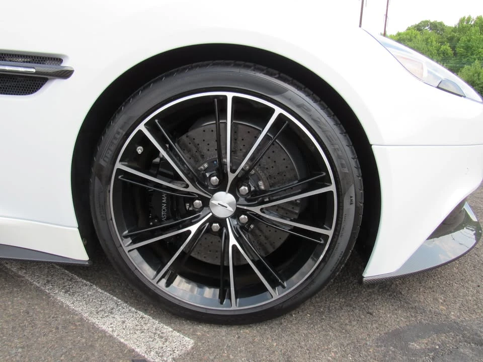 2014 Aston Martin Vanquish 2nd Gen - Image 12 of 20