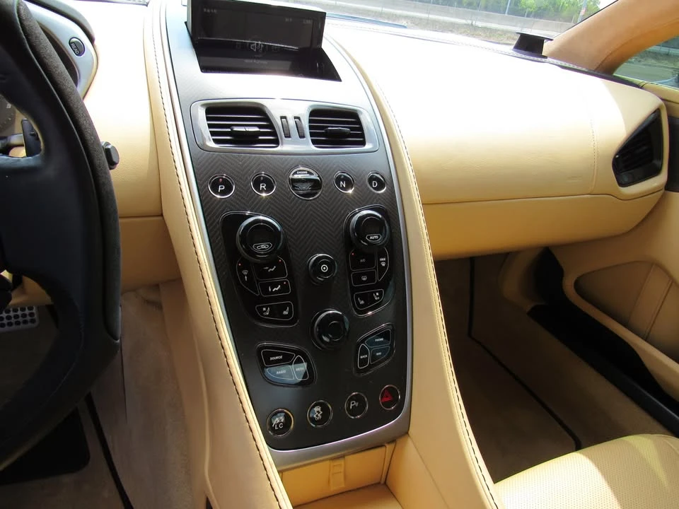 2014 Aston Martin Vanquish 2nd Gen - Image 15 of 20