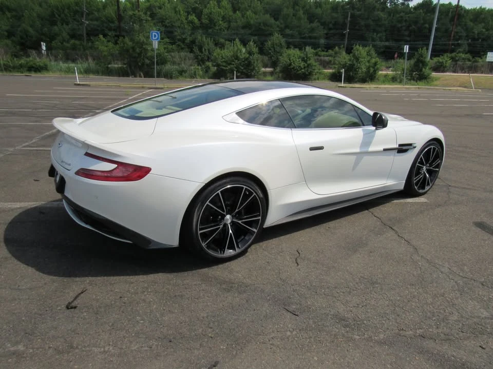 2014 Aston Martin Vanquish 2nd Gen - Image 8 of 20