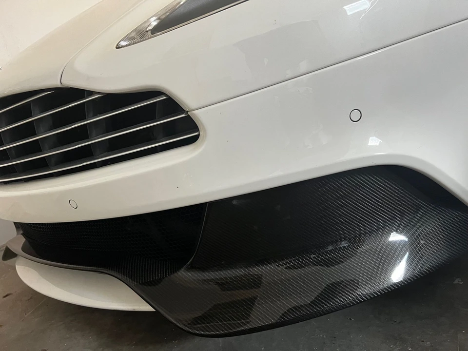 2014 Aston Martin Vanquish 2nd Gen - Image 18 of 21