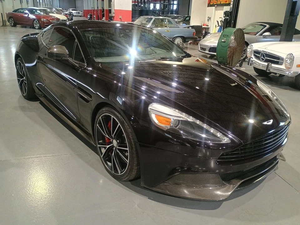 2014 Aston Martin Vanquish 2nd Gen - Image 8 of 12