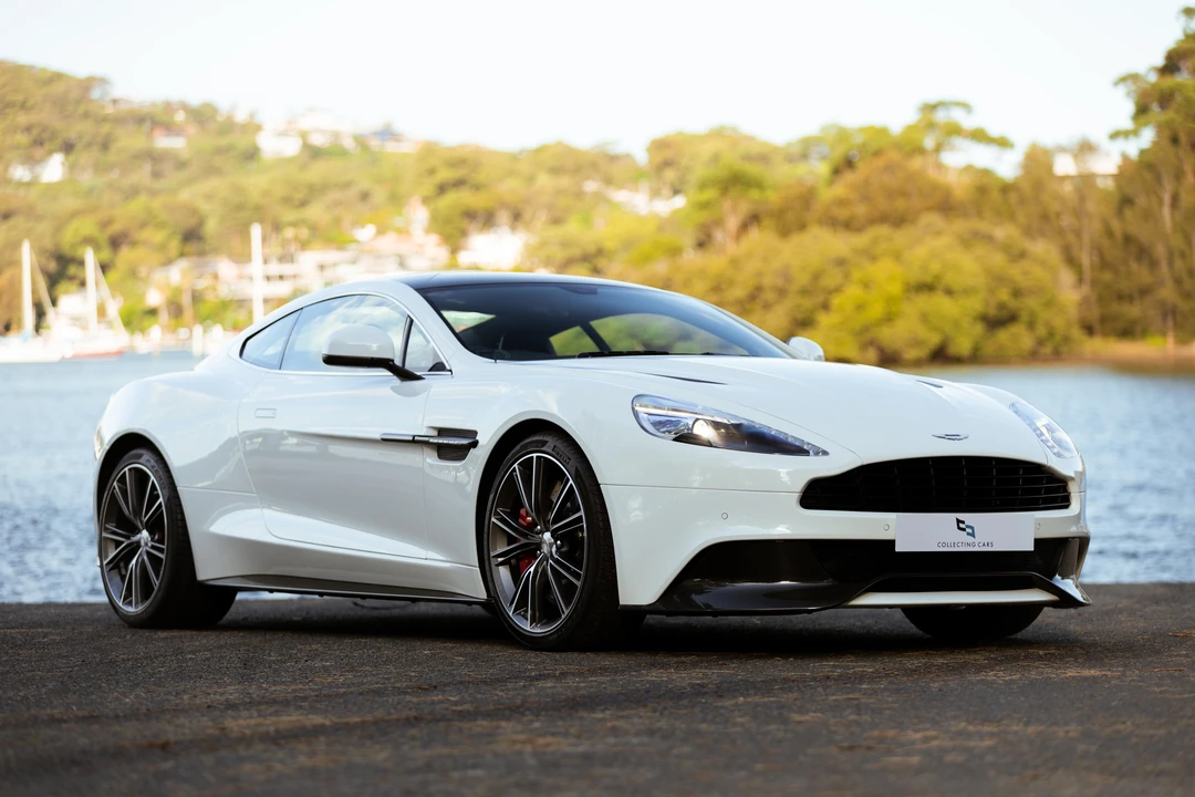 2014 Aston Martin Vanquish 2nd Gen - Image 18 of 31