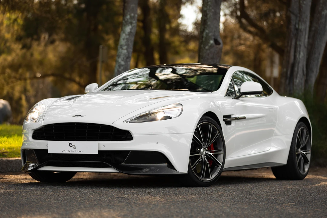 2014 Aston Martin Vanquish 2nd Gen - Image 9 of 31