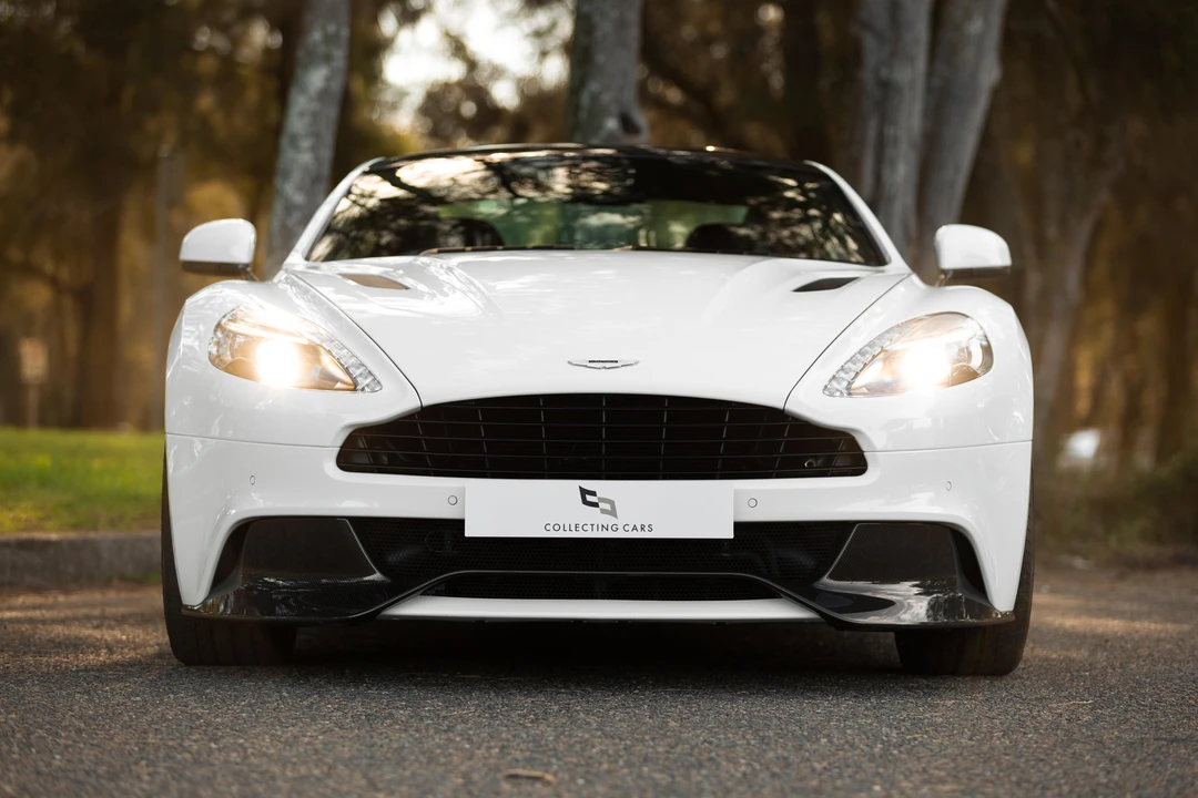 2014 Aston Martin Vanquish 2nd Gen - Image 2 of 31