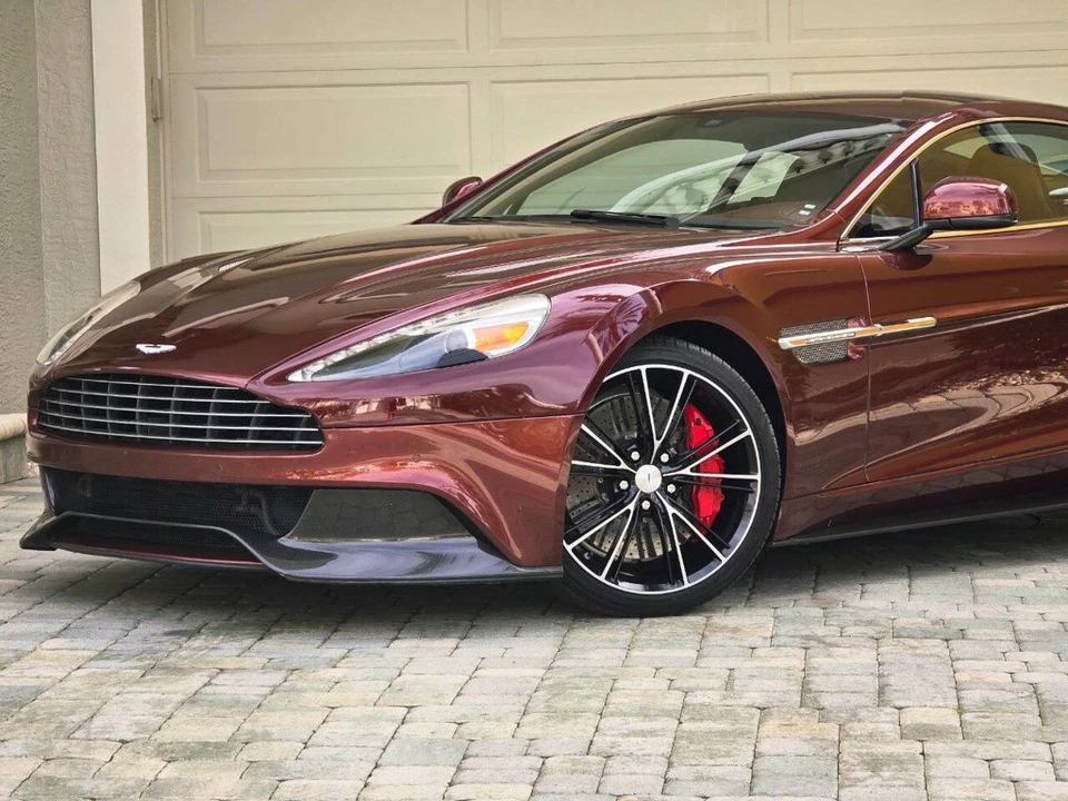 2014 Aston Martin Vanquish 2nd Gen - Image 2 of 24