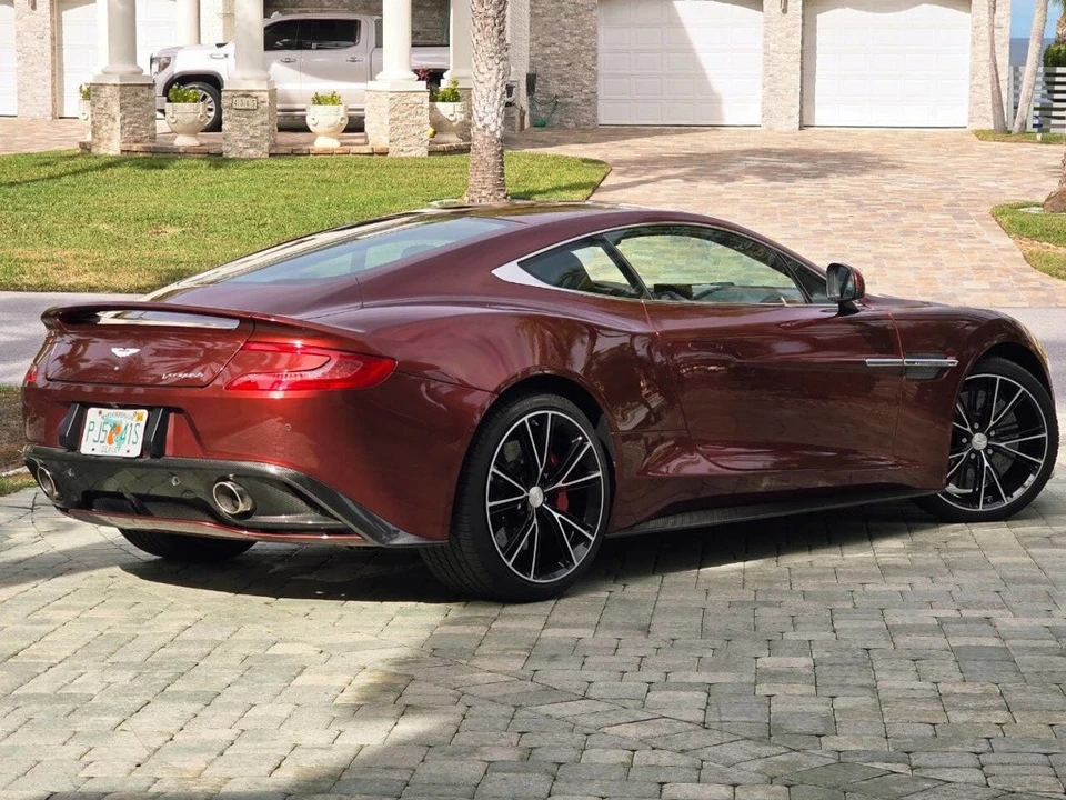 2014 Aston Martin Vanquish 2nd Gen - Image 5 of 24