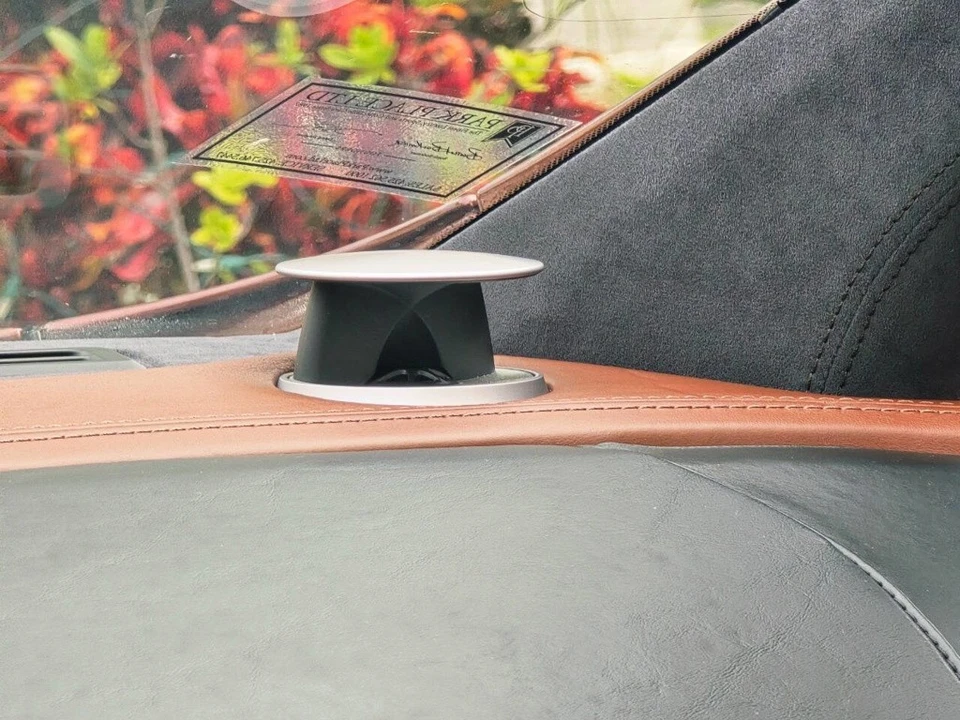 2014 Aston Martin Vanquish 2nd Gen - Image 18 of 24