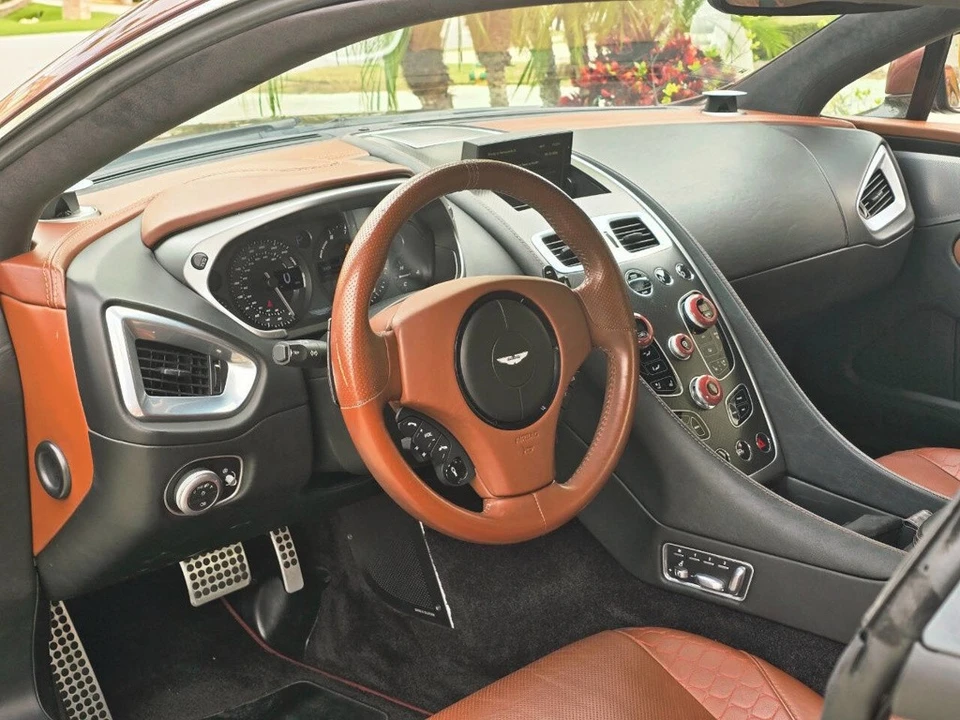 2014 Aston Martin Vanquish 2nd Gen - Image 16 of 24