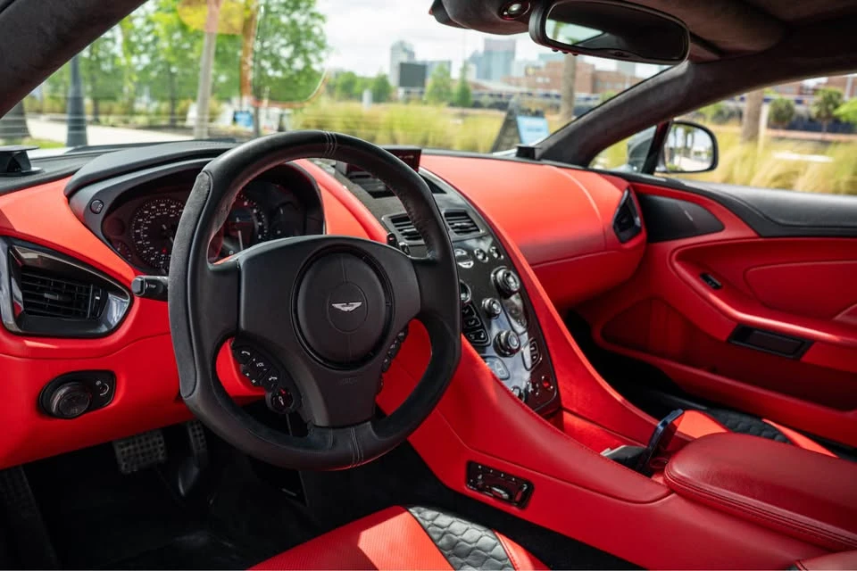 2014 Aston Martin Vanquish 2nd Gen - Image 7 of 9