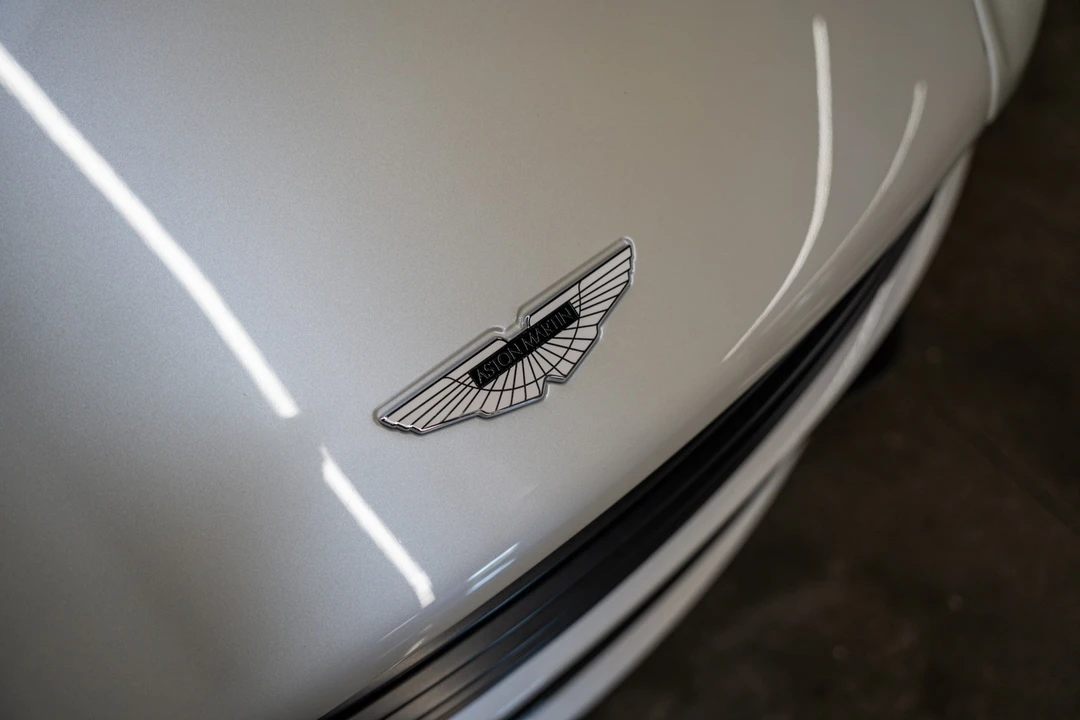 2014 Aston Martin Vanquish 2nd Gen - Image 24 of 25