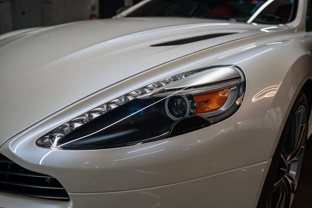 2014 Aston Martin Vanquish 2nd Gen - Image 18 of 25
