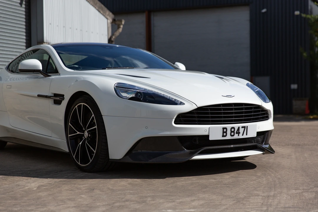 2014 Aston Martin Vanquish 2nd Gen - Image 20 of 31